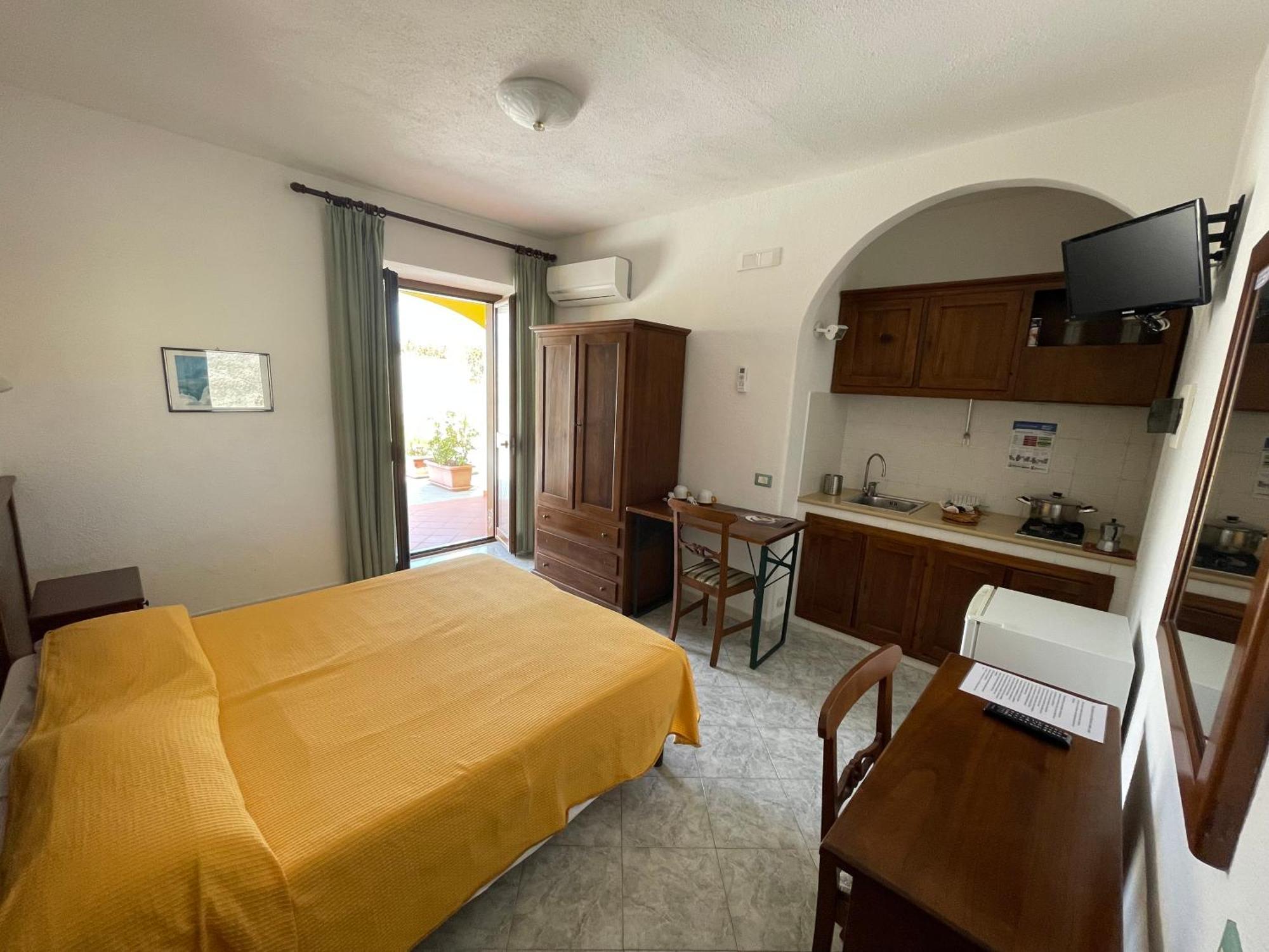 Residence Andrea A Mare Forio di Ischia Eksteriør bilde